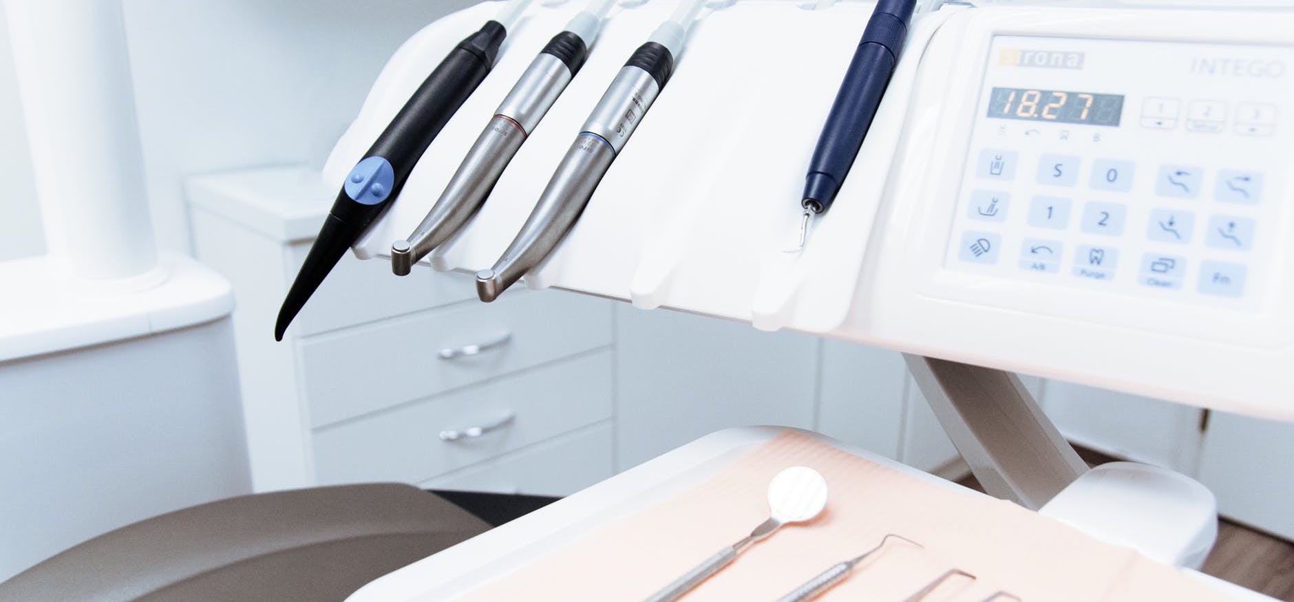 Image of dentist tools